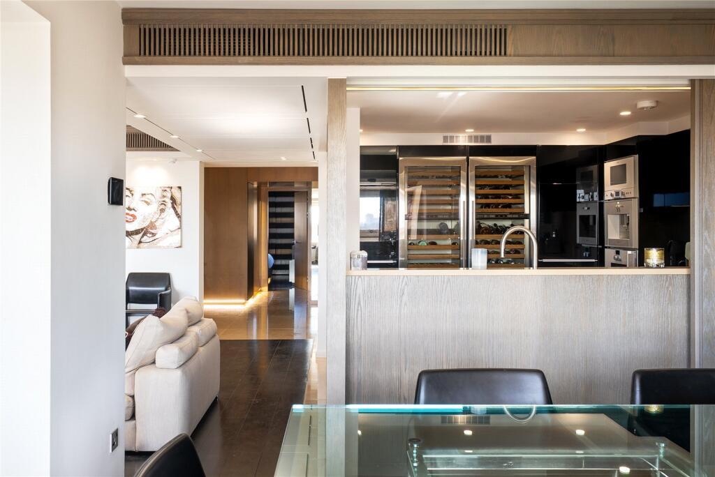 3 bedroom apartment for sale in Park St James, St John's Wood, London, NW8